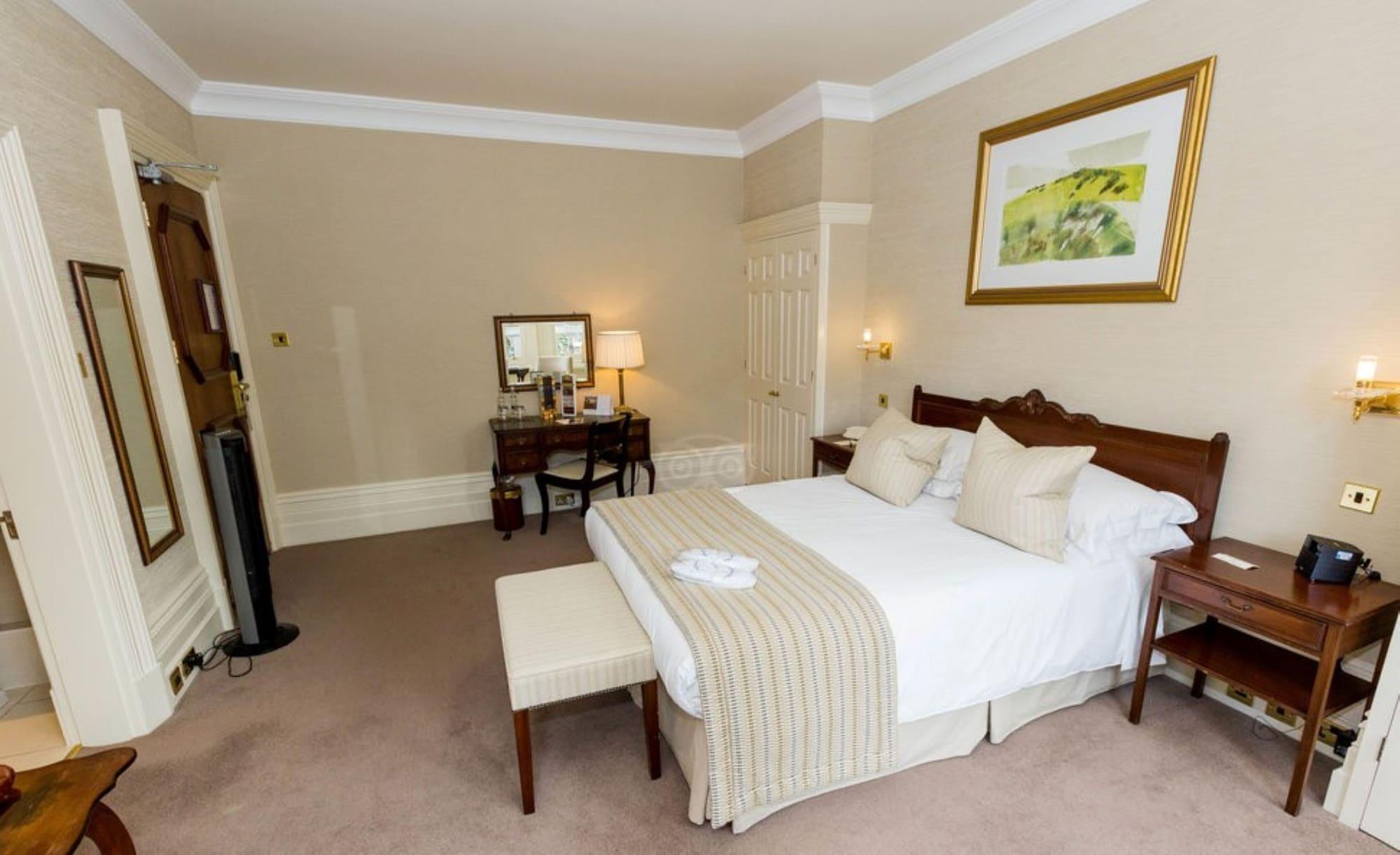 The Grand Hotel Eastbourne Eksteriør billede A bedroom at the hotel