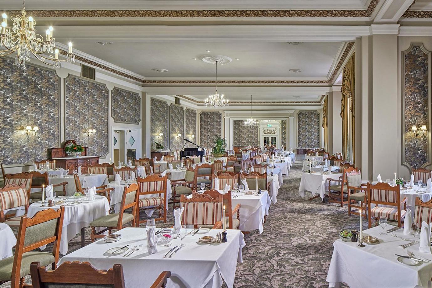 The Grand Hotel Eastbourne Eksteriør billede The Long Room